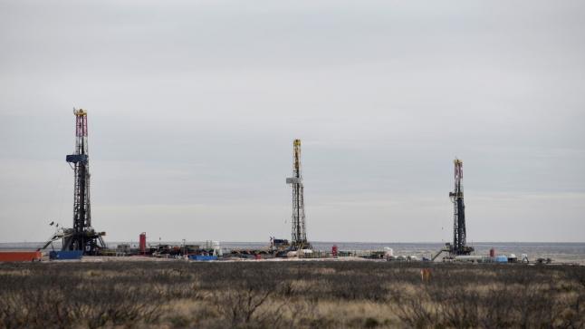 Analyse : L’Europe face au déclin du pétrole de schiste américain et à la stratégie de l’OPEP+